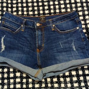 Denim shorts slightly distressed